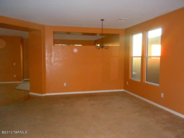4846 E Desert Thorn, Tucson, AZ 85756 photo 2