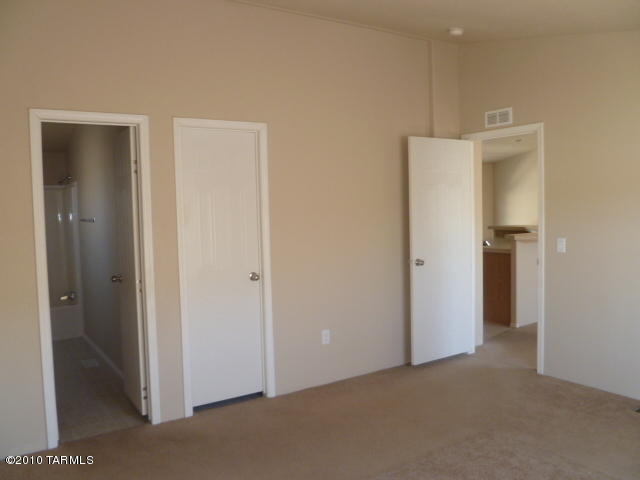 6415 E Raven Run Loop, Tucson, AZ 85756 photo 8