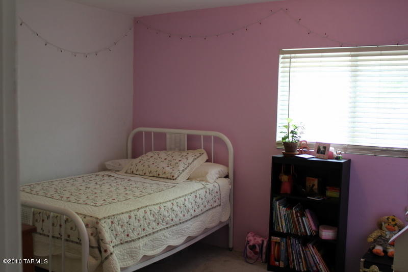 4902 E Montecito, Tucson, AZ 85711 photo 6