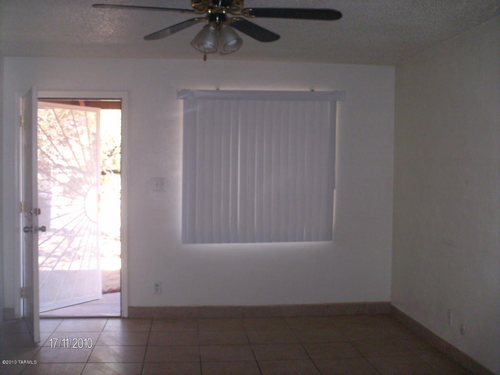 5658 E 24th St, Tucson, AZ 85711 photo 7