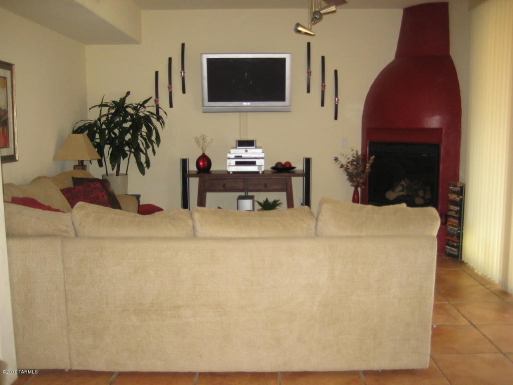 547 S Stephanie Loop, Tucson, AZ 85745 photo 12
