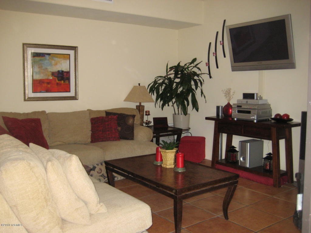 547 S Stephanie Loop, Tucson, AZ 85745 photo 13