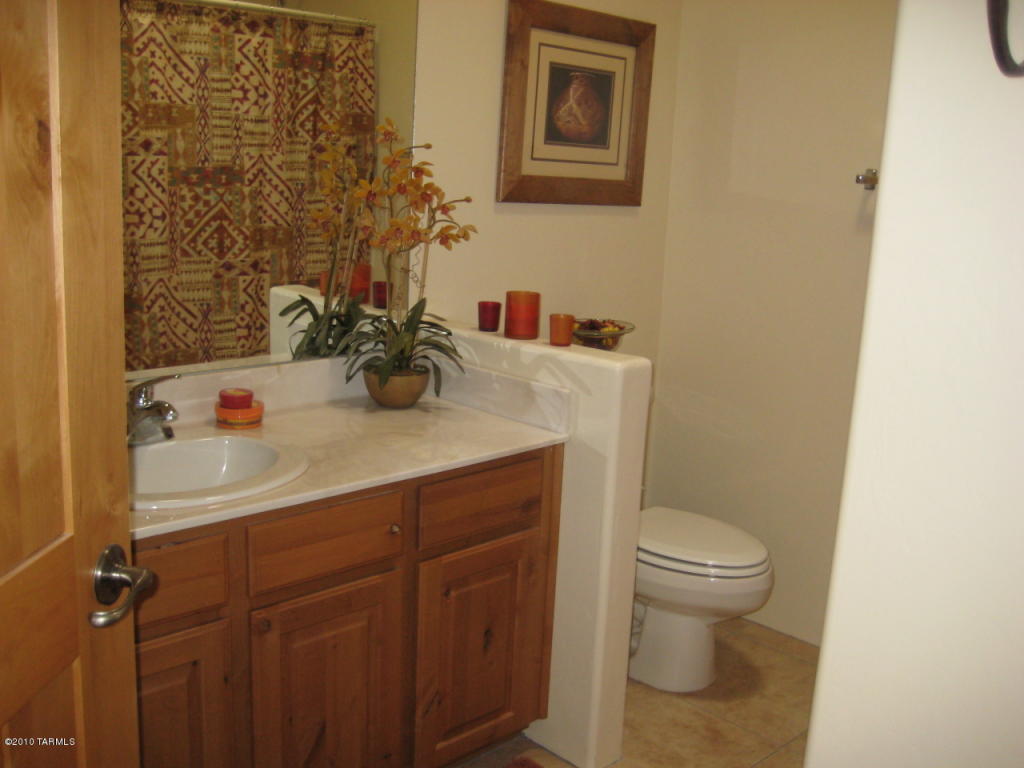 547 S Stephanie Loop, Tucson, AZ 85745 photo 4