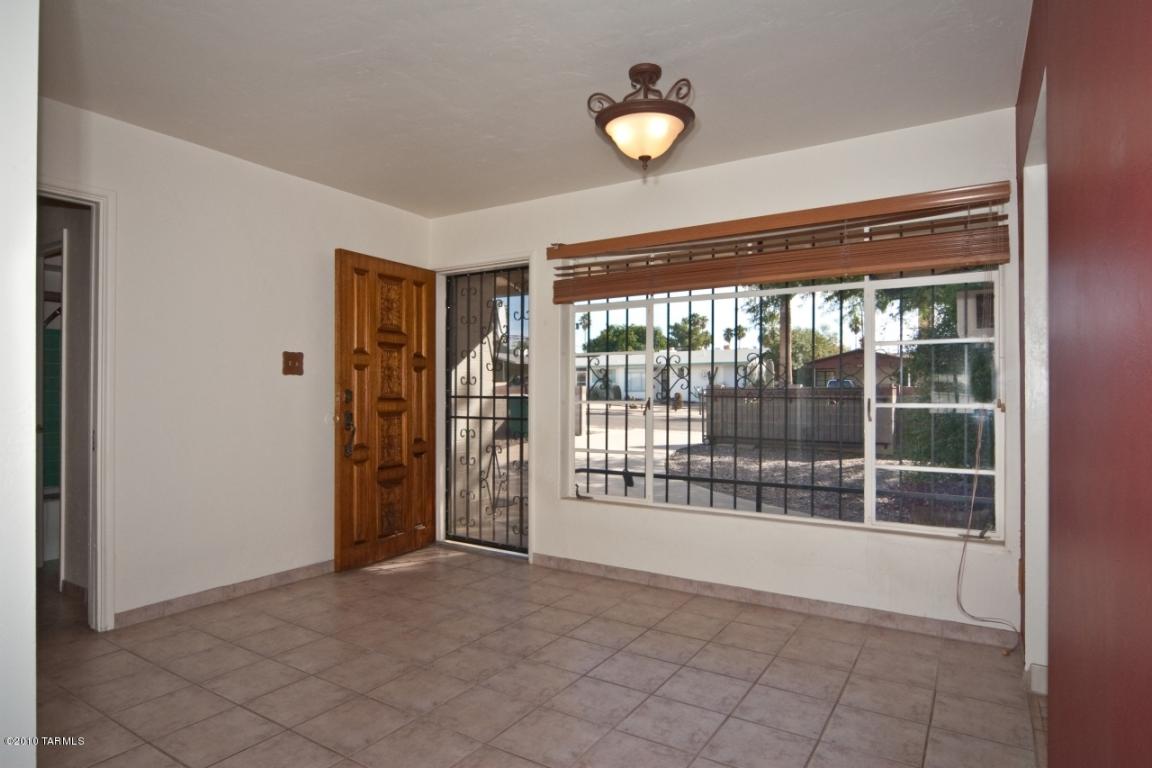 5509 E 3rd St, Tucson, AZ 85711 photo 3
