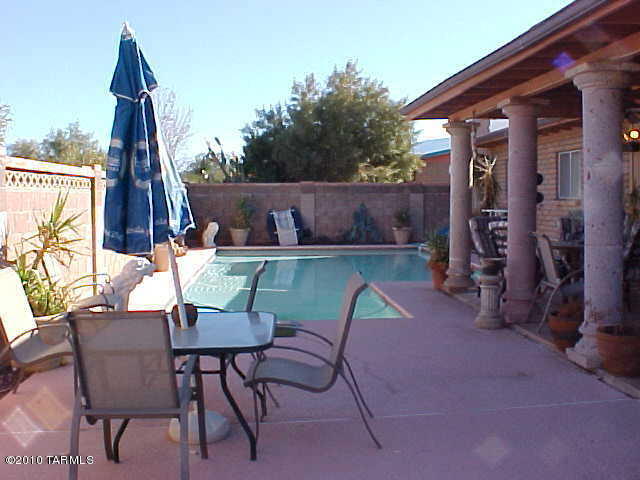9041 E 2nd Pl, Tucson, AZ 85710 photo 6