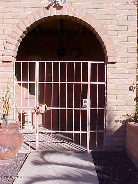 9041 E 2nd Pl, Tucson, AZ 85710 photo 8