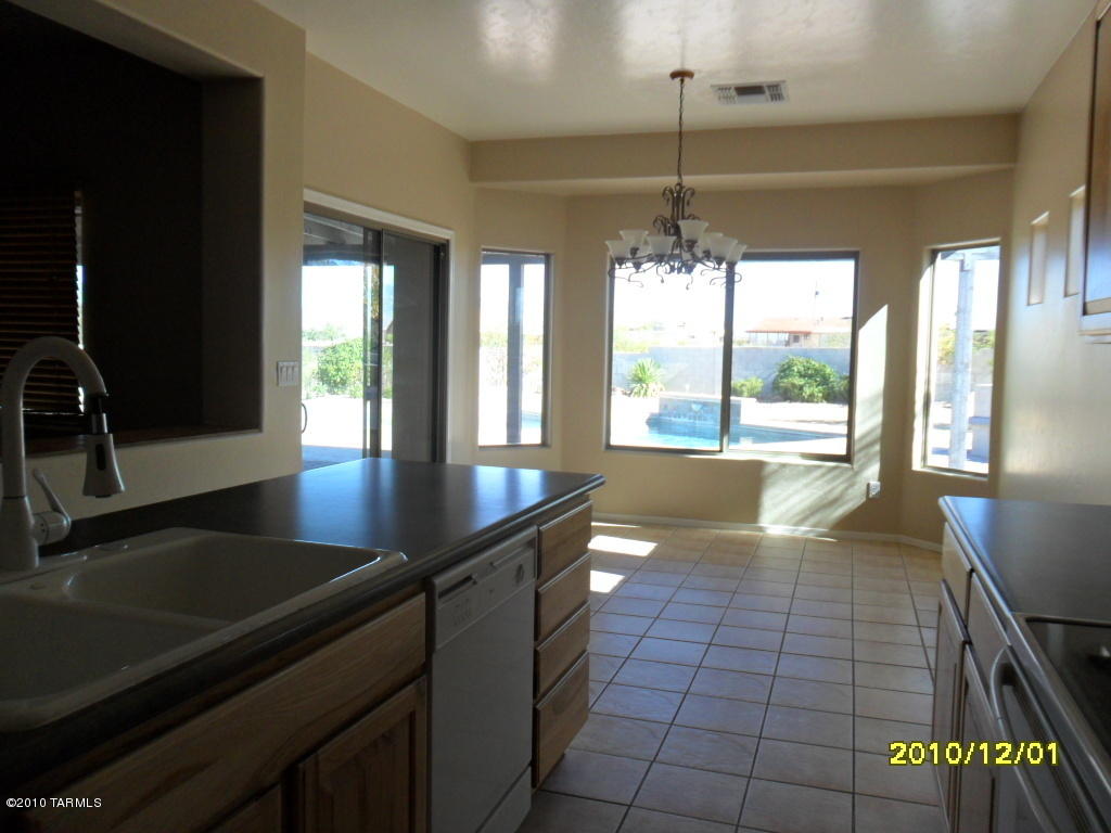 1160 N Vidal, Vail, AZ 85641 photo 4