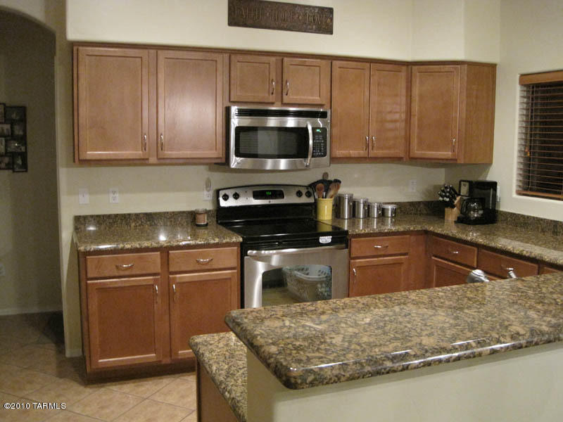 7491 E Fair Meadows Loop, Tucson, AZ 85756 photo 8