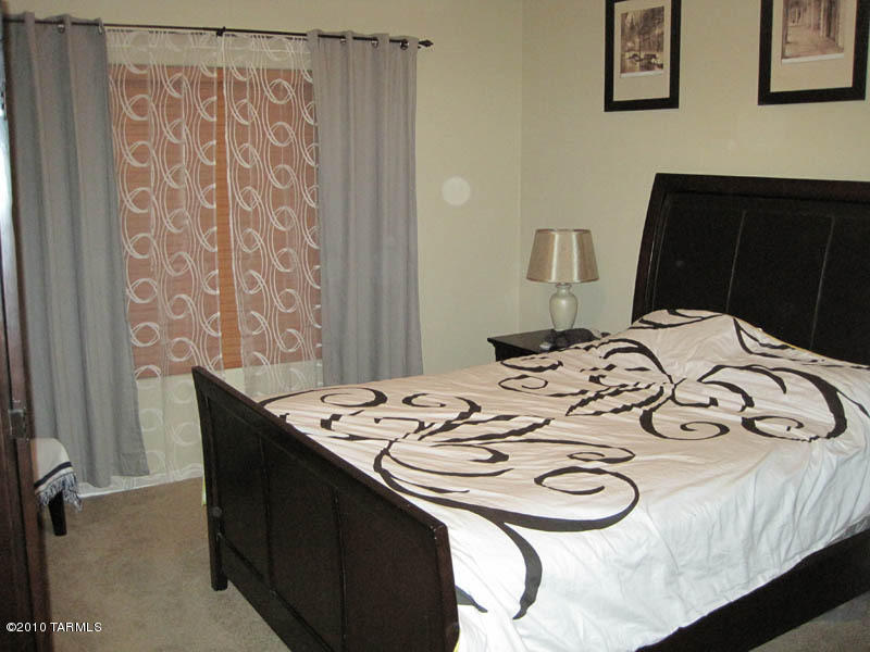 7491 E Fair Meadows Loop, Tucson, AZ 85756 photo 4