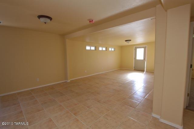 331 E Fairgrounds Dr, Tucson, AZ 85714 photo 1