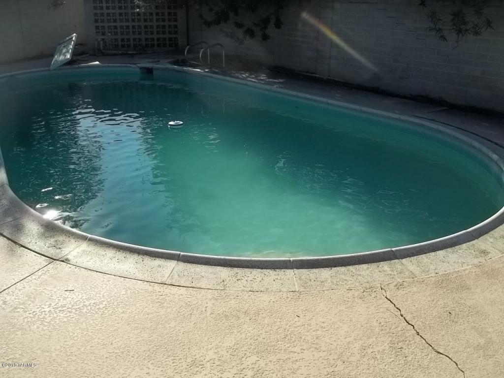 8826 E Cooper, Tucson, AZ 85710 photo 5