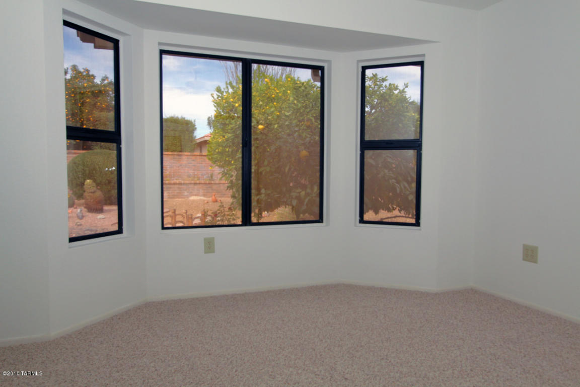 1181 E Haystack Dr, Oro Valley, AZ 85755 photo 9