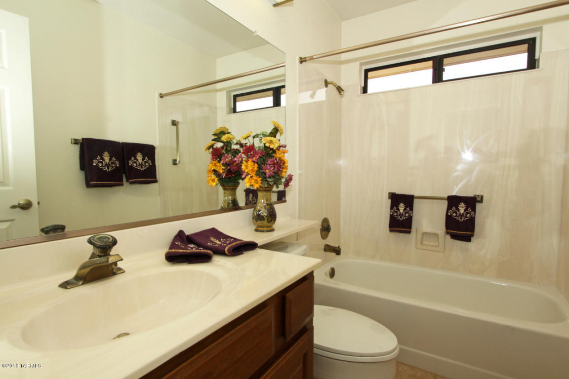 1181 E Haystack Dr, Oro Valley, AZ 85755 photo 14