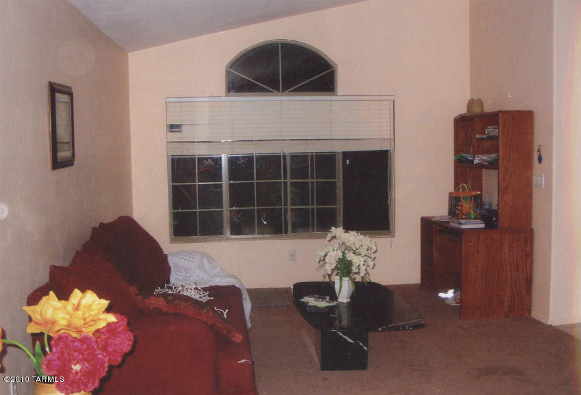 10941 E Featherbush Dr, Tucson, AZ 85748 photo 4