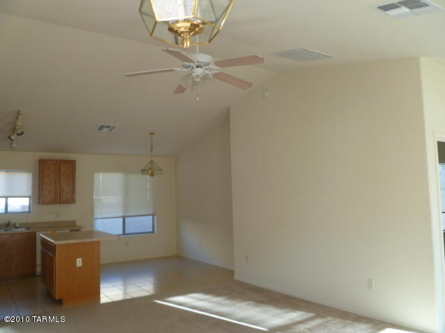13280 E Coyote Well Dr, Vail, AZ 85641 photo 2