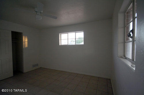 3202 E Bermuda, Tucson, AZ 85716 photo 7