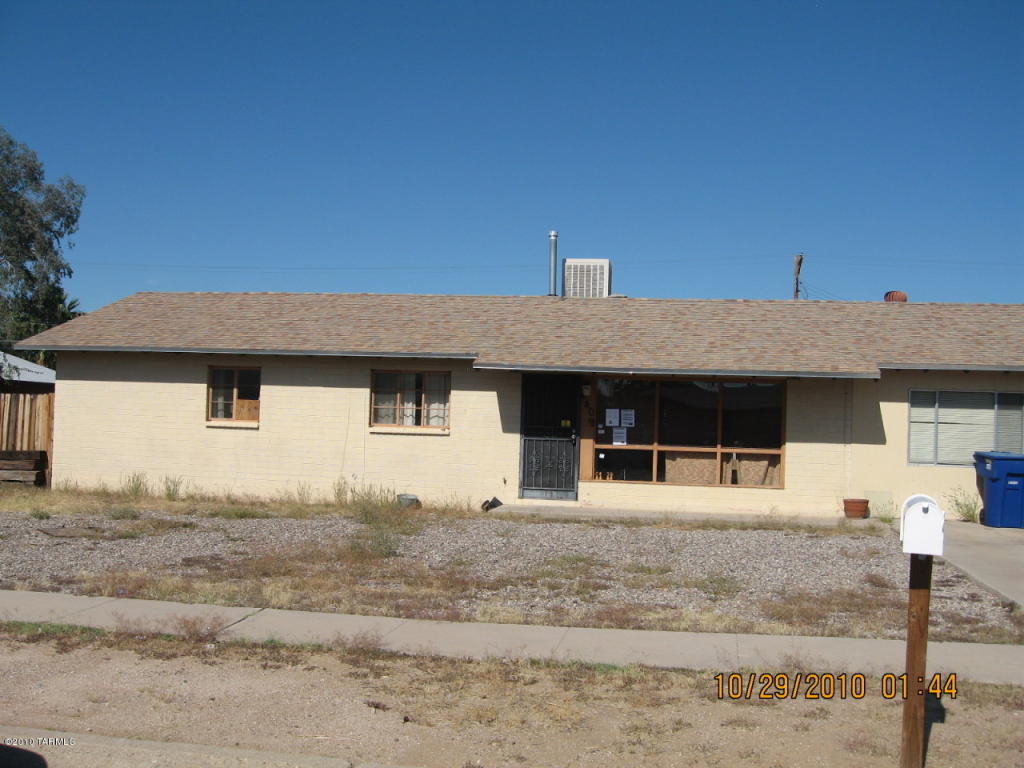 6409 Eli Dr, Tucson, AZ 85710 photo 1