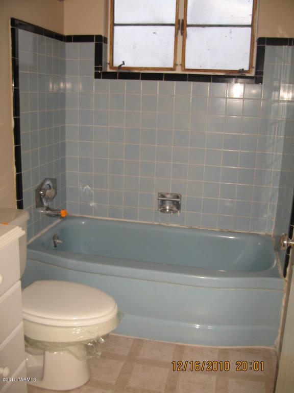 6409 Eli Dr, Tucson, AZ 85710 photo 10