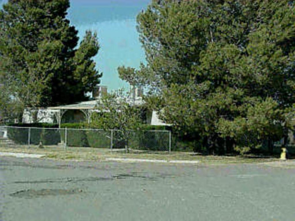 208 N Brandt Ave, Benson, AZ 85602 photo 1
