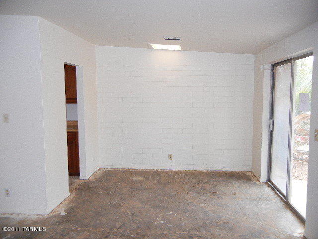 6728 E David Dr, Tucson, AZ 85730 photo 5