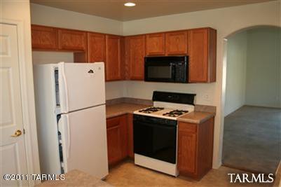 8367 E Sarnoff Ridge Loop, Tucson, AZ 85710 photo 10