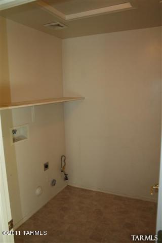 8367 E Sarnoff Ridge Loop, Tucson, AZ 85710 photo 11