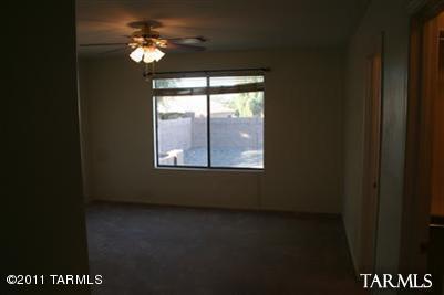 8367 E Sarnoff Ridge Loop, Tucson, AZ 85710 photo 13