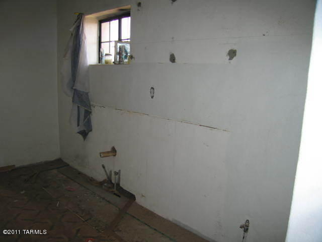 623 E 4th St, Douglas, AZ 85607 photo 3