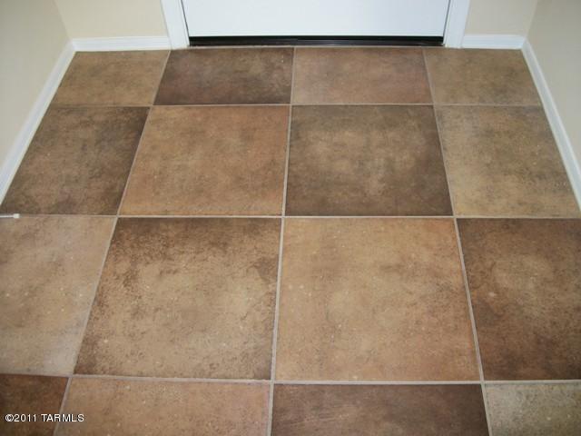 13781 E Carruthers St, Vail, AZ 85641 photo 5