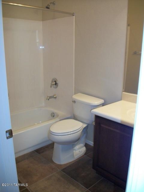 13781 E Carruthers St, Vail, AZ 85641 photo 6