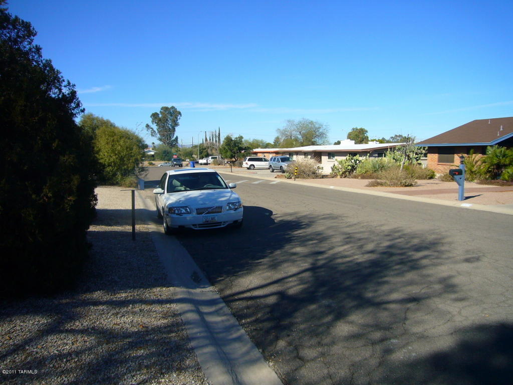 5522 E 8th, Tucson, AZ 85711 photo 2