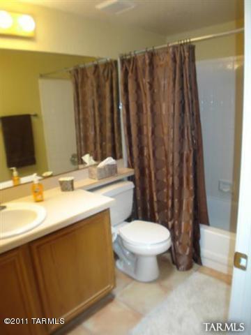 10429 E Passkey Dr, Tucson, AZ 85748 photo 9