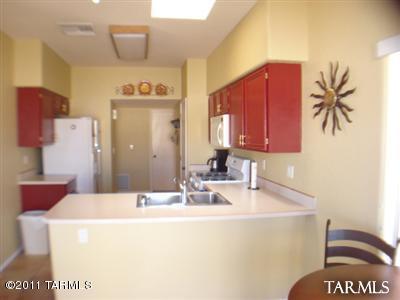 10429 E Passkey Dr, Tucson, AZ 85748 photo 2