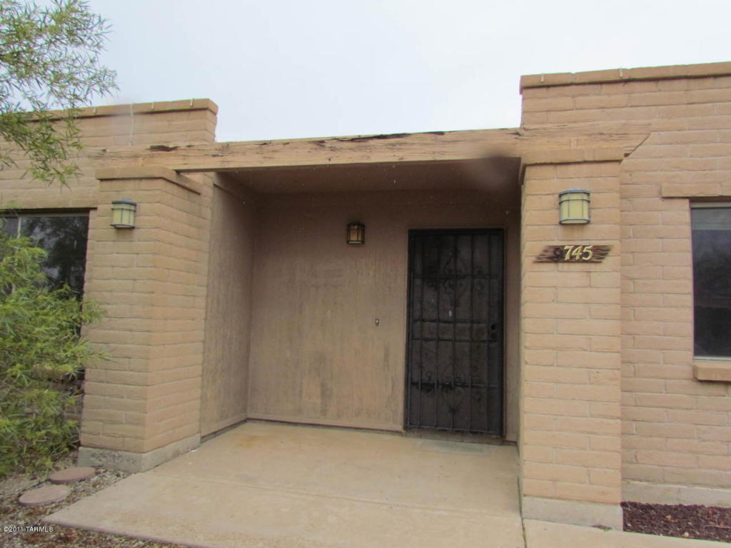 9745 E Celeste, Tucson, AZ 85730 photo 2