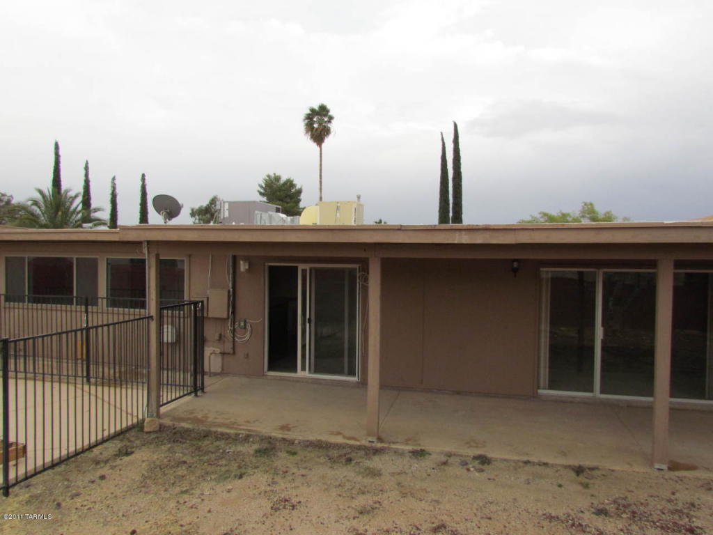 9745 E Celeste, Tucson, AZ 85730 photo 1