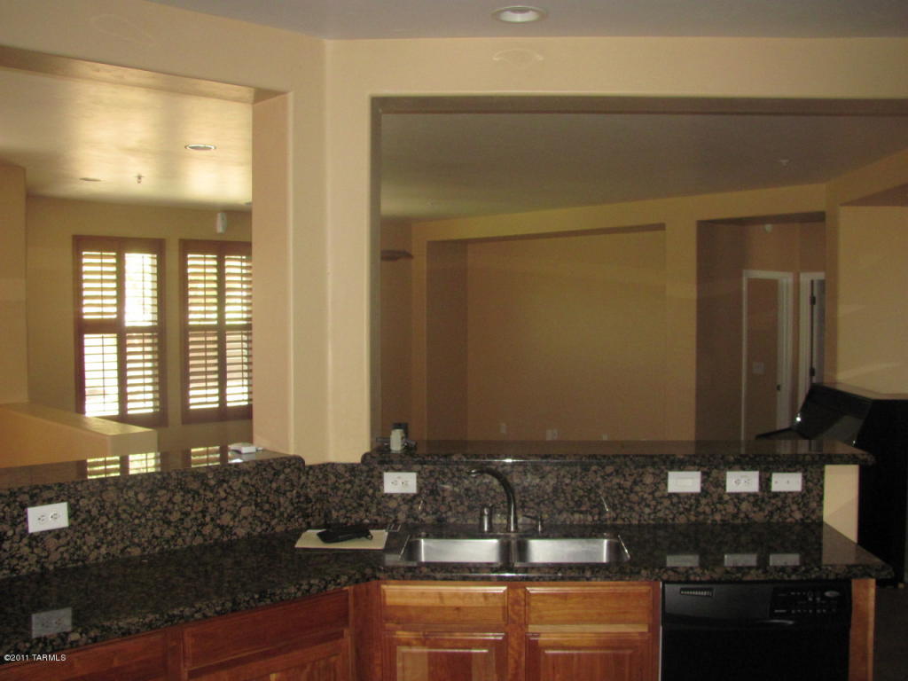6850 S Salt Cedar, Tucson, AZ 85756 photo 5