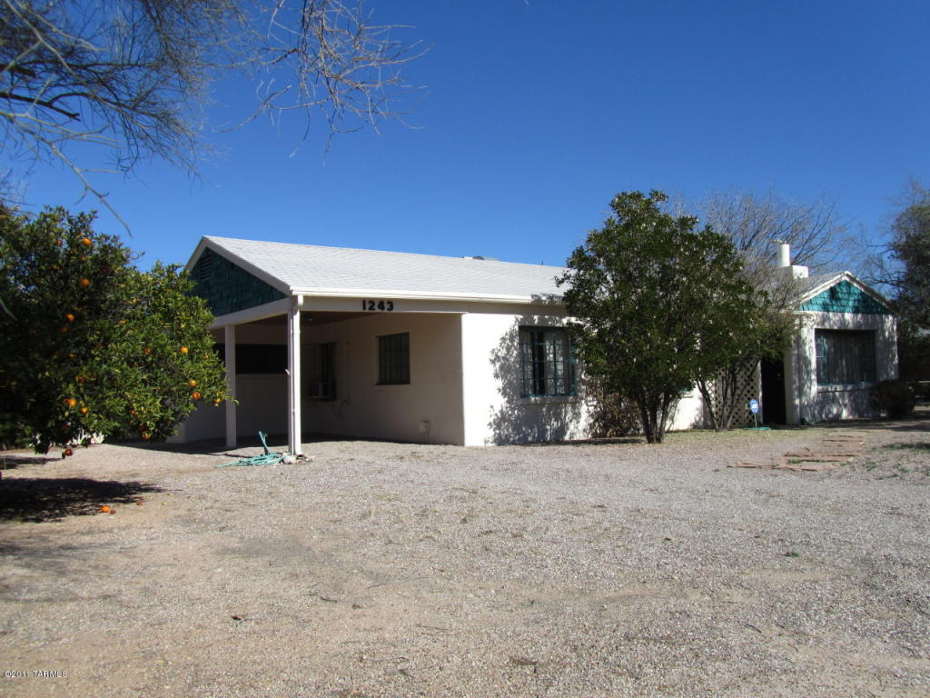 1243 E Hampton St, Tucson, AZ 85719 photo 2