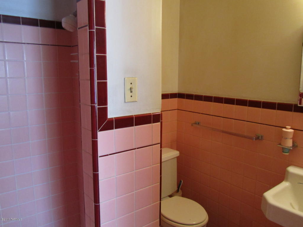 1243 E Hampton St, Tucson, AZ 85719 photo 9