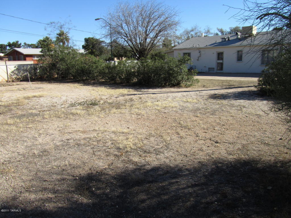 1243 E Hampton St, Tucson, AZ 85719 photo 7