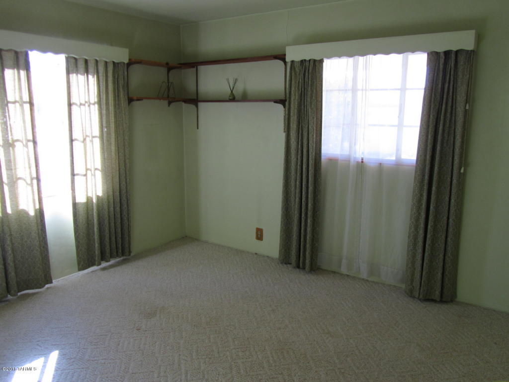 1243 E Hampton St, Tucson, AZ 85719 photo 8