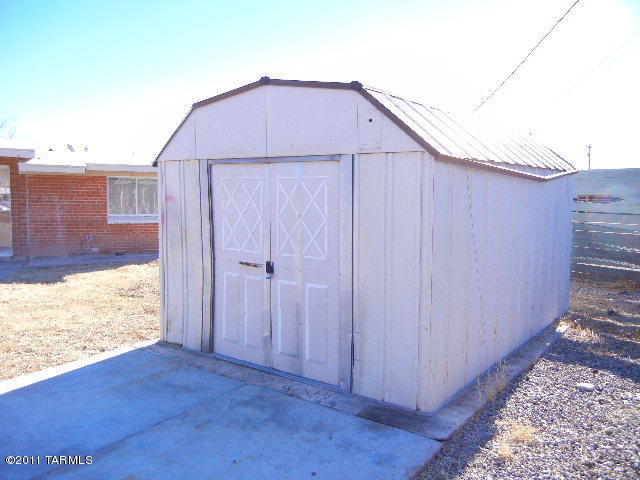 655 E Post Rd, Benson, AZ 85602 photo 17