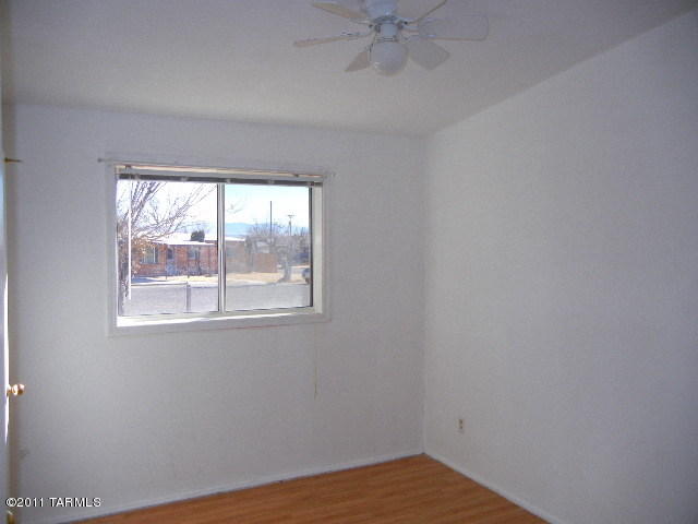 655 E Post Rd, Benson, AZ 85602 photo 11