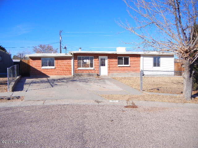 655 E Post Rd, Benson, AZ 85602 photo 1