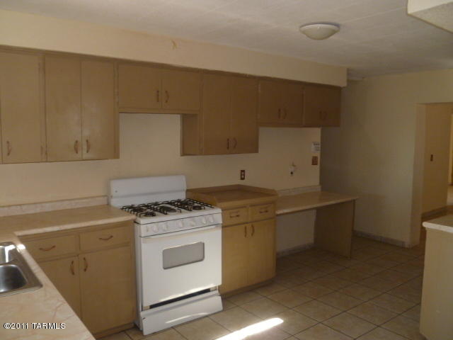 1027 E 2nd St, Douglas, AZ 85607 photo 5