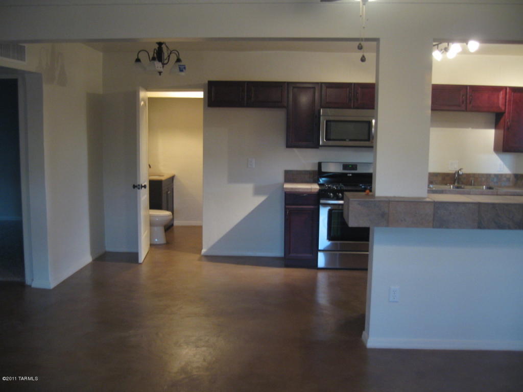 27 E Mac Iver Pl, Tucson, AZ 85705 photo 11