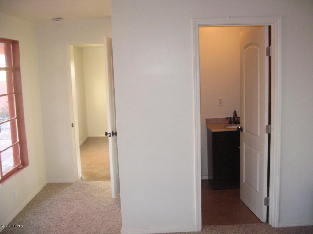 27 E Mac Iver Pl, Tucson, AZ 85705 photo 26