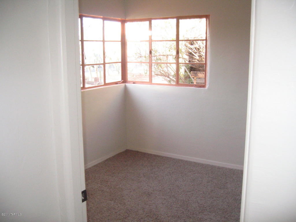 27 E Mac Iver Pl, Tucson, AZ 85705 photo 19
