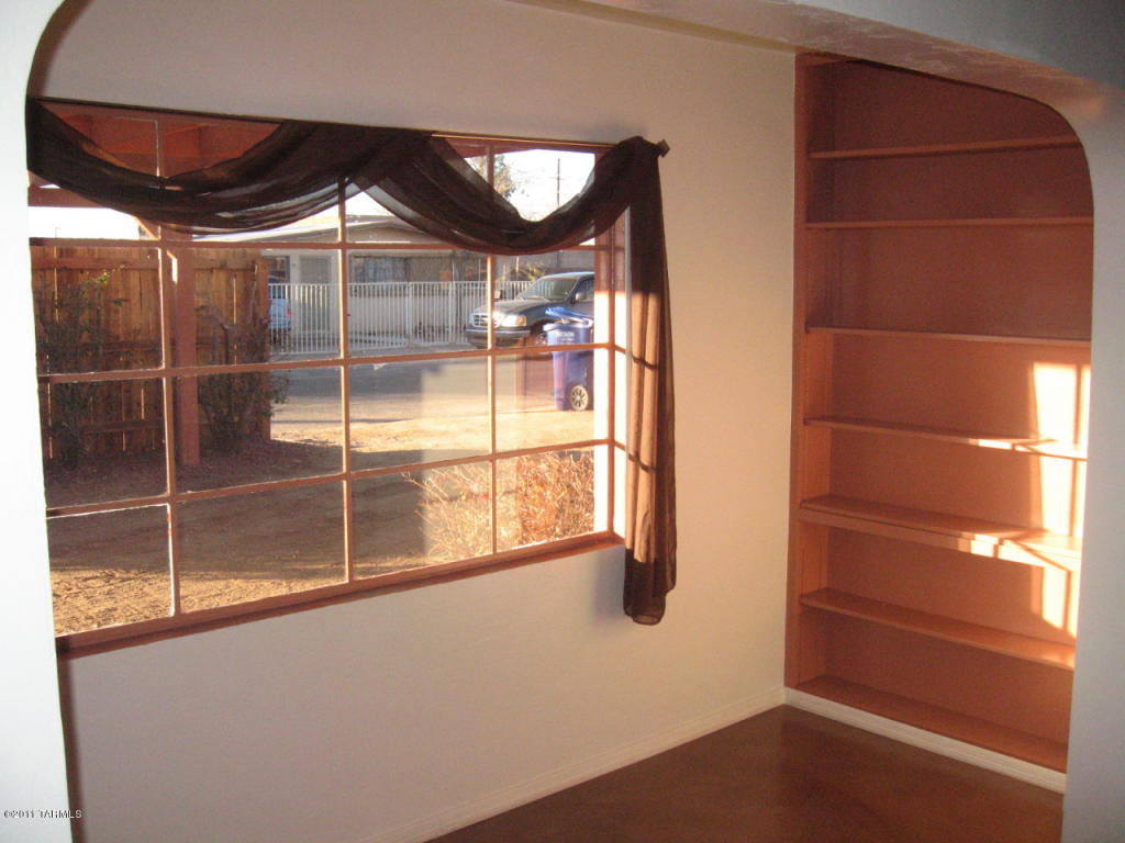27 E Mac Iver Pl, Tucson, AZ 85705 photo 9