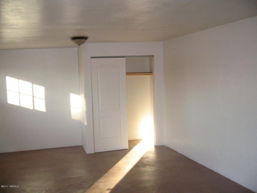 27 E Mac Iver Pl, Tucson, AZ 85705 photo 30