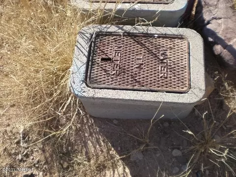 9872 S Desert Brush Loop, Tucson, AZ 85756 photo 4